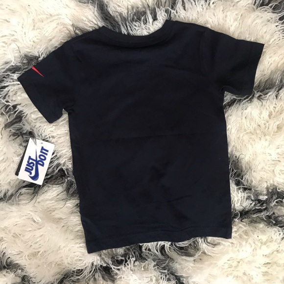 NWT Boys’ Nike Obsidian Graphic Tee - Picture 5 of 5